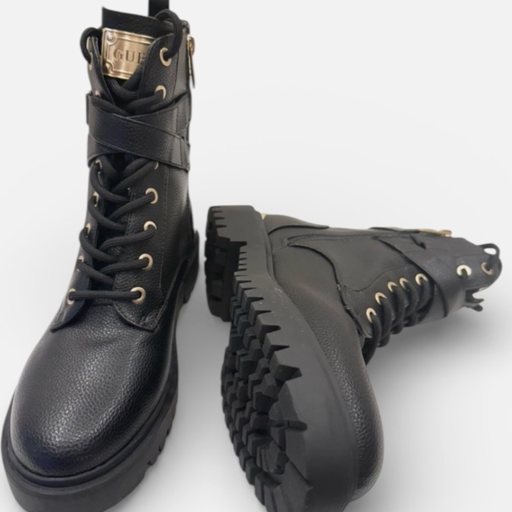 Guess Black Leather Gold Accent Lace Up Zip Moto Combat Ankle Boots Size 6.5